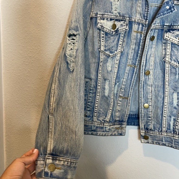 Ellison Distressed Jean Jacket - Picture 5 of 9